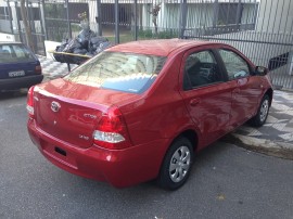 ETIOS SEDAN XS 1.5 2014 4