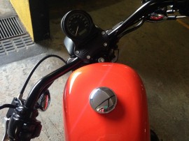 HARLEY 883 R 2012 23