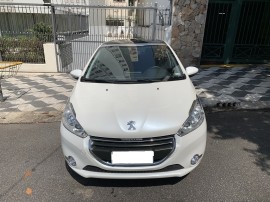 PEUGEOT 208 GRIF. 2015 2