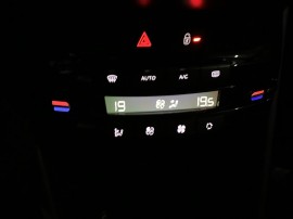 PEUGEOT 208 GRIF. 2015 13