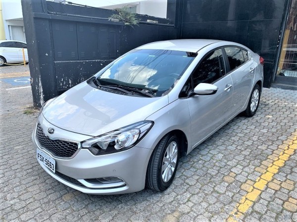 CERATO SX  AUT. 2015