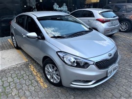 CERATO SX  AUT. 2015 2